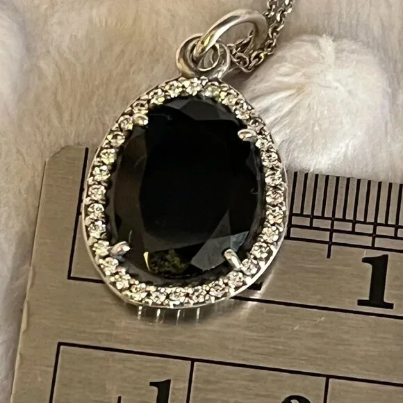Pandora Glamorous Legacy Black Spinel Pendant – 390353SPB – 925 ALE - Picture 4 of 12